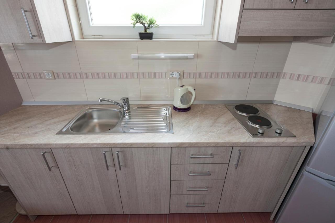Apartmani Iva Тучепи Экстерьер фото