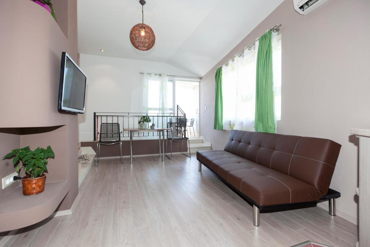 Apartmani Iva Тучепи Экстерьер фото