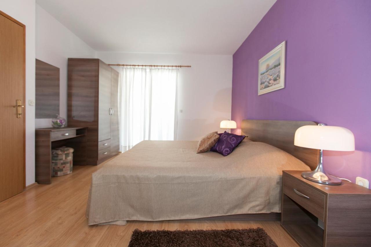 Apartmani Iva Тучепи Экстерьер фото