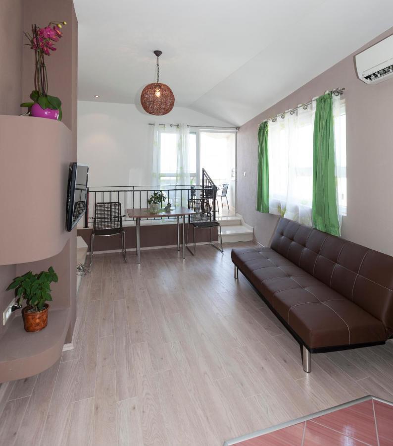Apartmani Iva Тучепи Экстерьер фото
