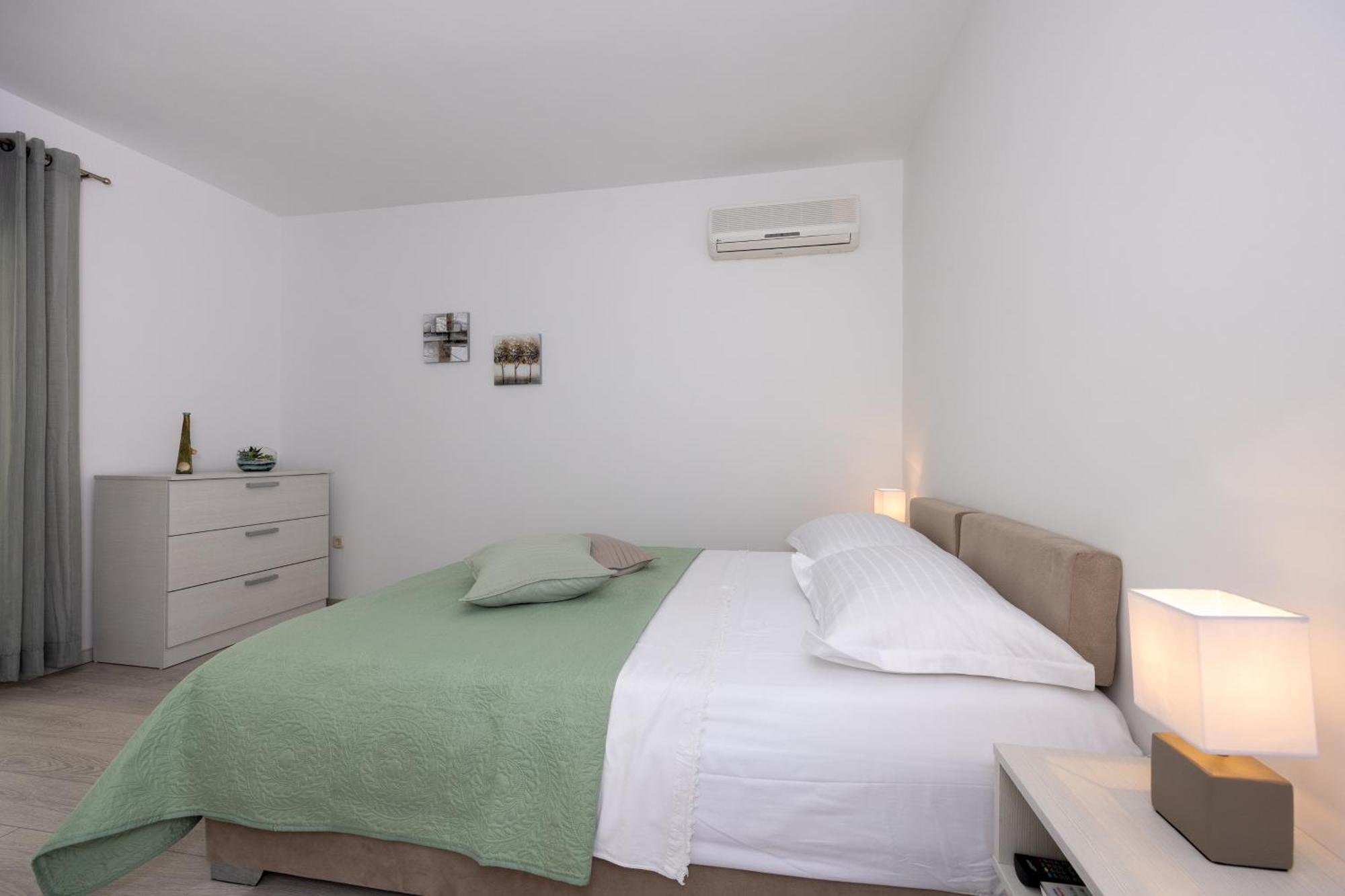 Apartmani Iva Тучепи Экстерьер фото