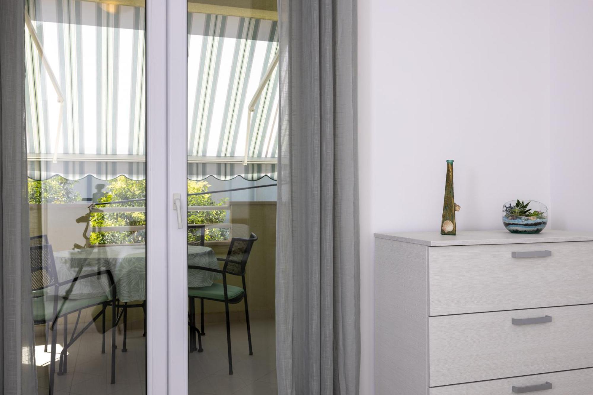 Apartmani Iva Тучепи Экстерьер фото
