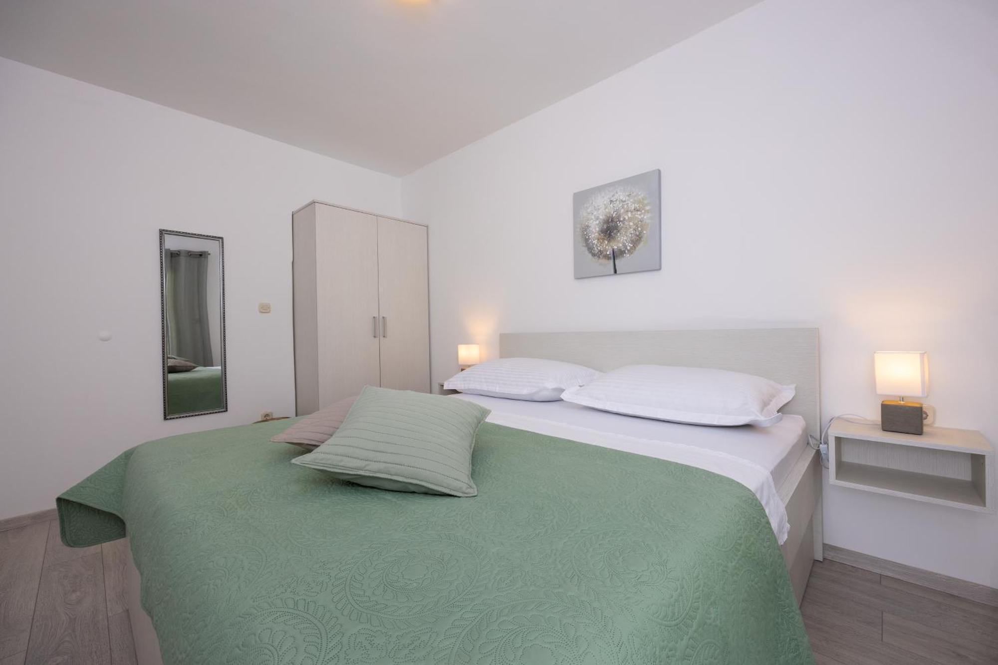 Apartmani Iva Тучепи Экстерьер фото