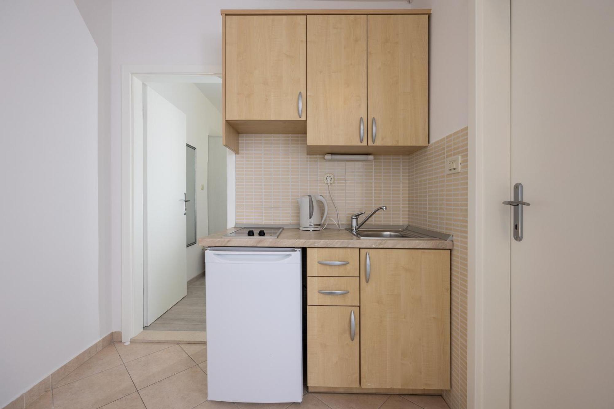Apartmani Iva Тучепи Экстерьер фото